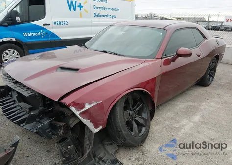 2019 Dodge Challenger Sxt z USA, uszkodzony, nr VIN 2C3CDZAG6KH671967